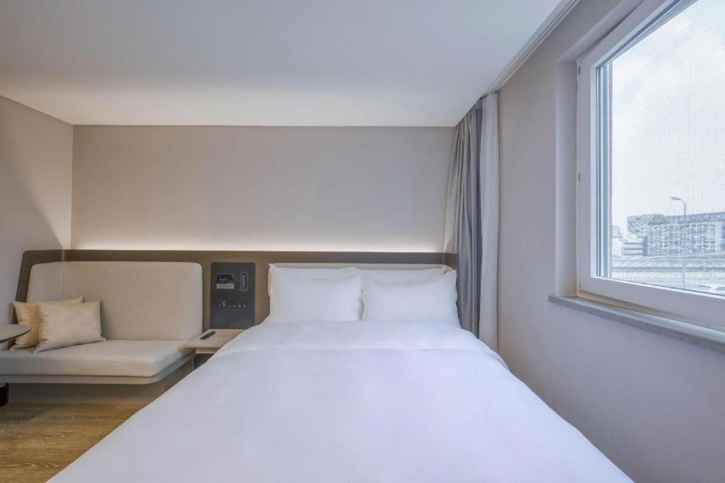 Hanting Hotel Beijing Wangfujing Exterior photo