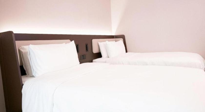 Hanting Hotel Beijing Wangfujing Exterior photo